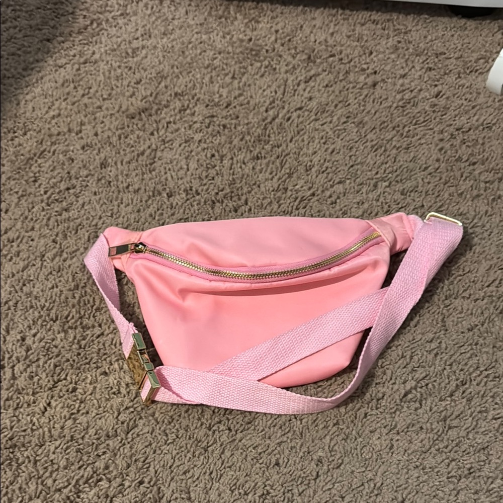 Pink Lily Boutique belt bag